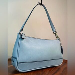 Vintage COACH Hampton Light Blue Leather Demi Shoulder Purse Y2K 7785